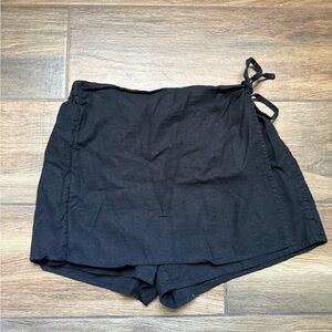 Women's Black Linen Skort